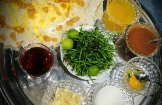 نان توموشی در رستوران رد بیچ