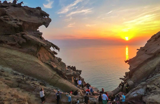 statue valley in hormuz usland