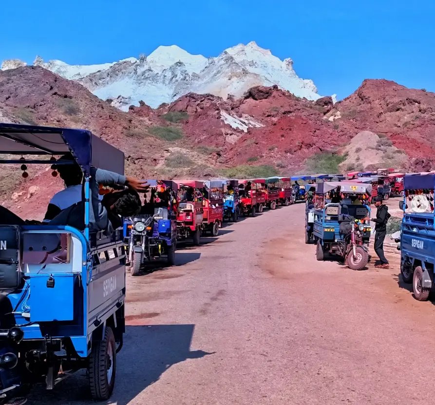 Hormuz Island local sightseeing transportation