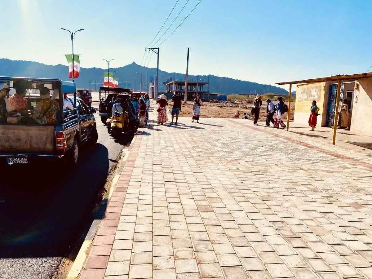 Group travelers arriving at Red Beach Hotel Hormuz
