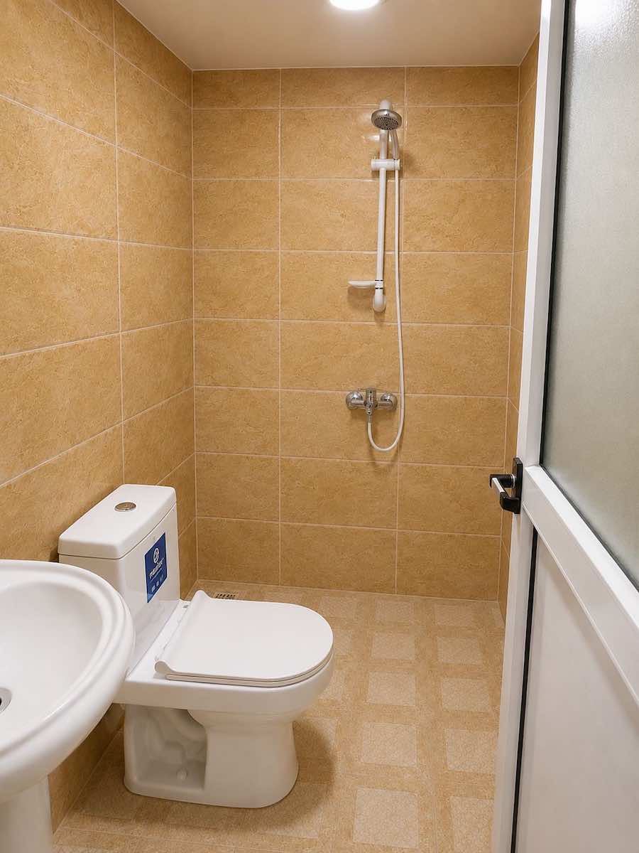 اتاق اقتصادی ۲۰۱ | Economy Room 201 6 دوش مشترک